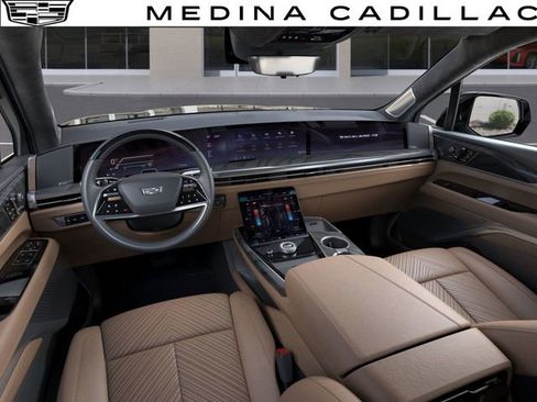New 2025 Cadillac Escalade IQ Luxury 2 image 16