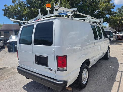 Used 2014 Ford E-150 and Econoline 150 RWD image 4