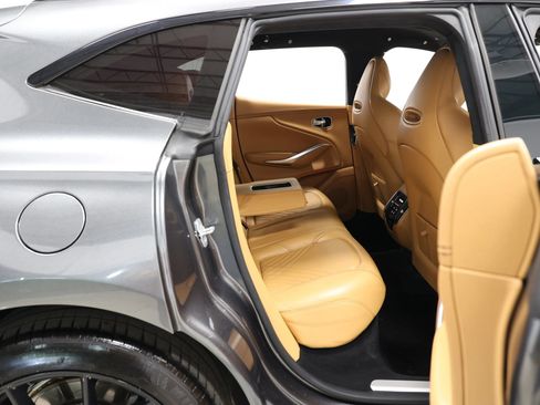 Used 2021 Aston Martin DBX AWD/4WD image 79
