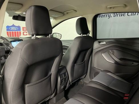 Certified 2019 Ford Escape SE image 15