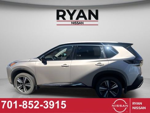 Used 2021 Nissan Rogue Platinum AWD/4WD image 4