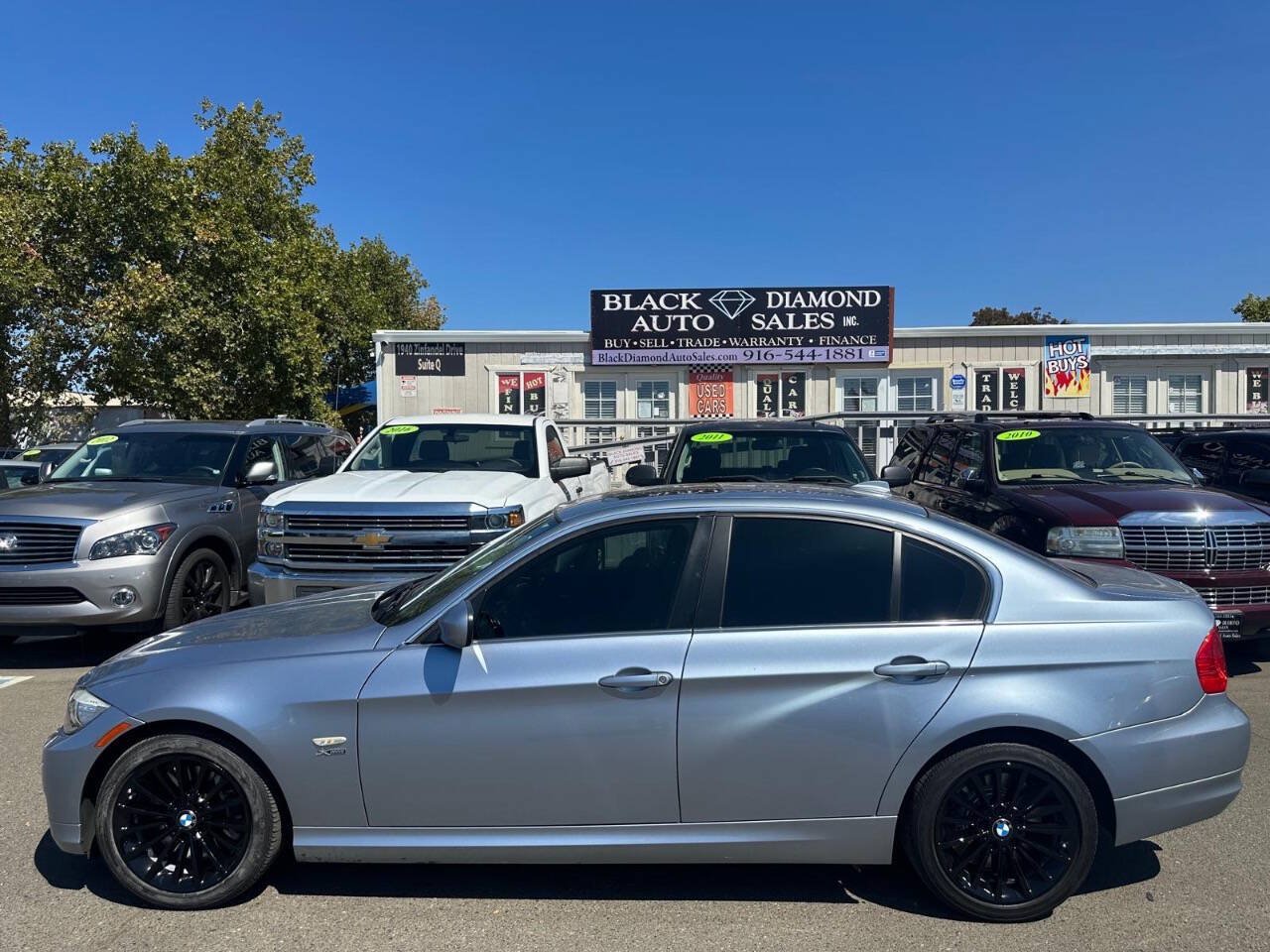 Used 2011 BMW 335i xDrive Sedan AWD/4WD image 10