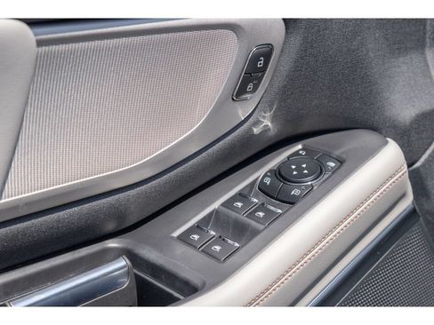Used 2025 Ford Expedition Active AWD/4WD image 20