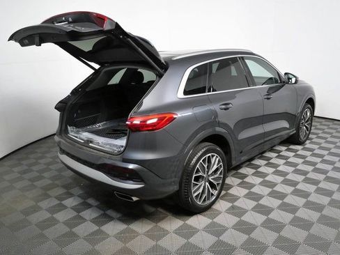 Used 2025 Audi Q5 Premium Plus w/ Premium Plus AWD/4WD image 27