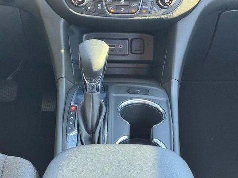 Used 2023 Chevrolet Equinox LT w/ Driver Convenience Package image 14