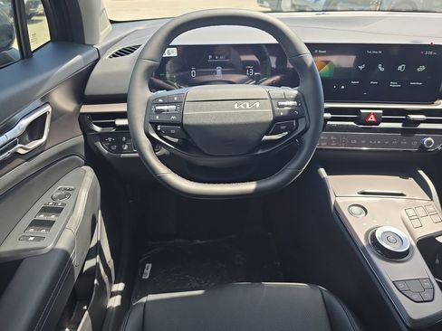 New 2026 Kia Sportage EX AWD/4WD image 14