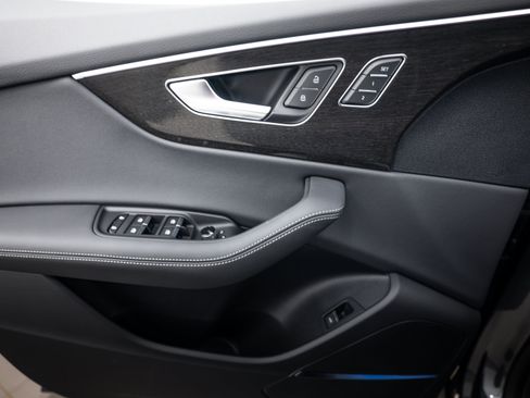 New 2026 Audi Q8 Premium Plus AWD/4WD image 13
