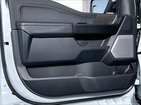 Used 2025 Ford F150 Raptor image 17