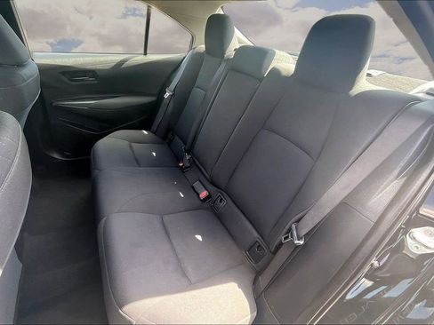 Used 2023 Toyota Corolla LE image 22