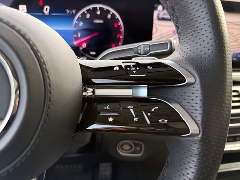 Certified 2025 Mercedes-Benz GLS 450 4MATIC image 20