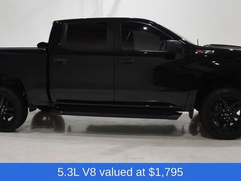 Used 2022 Chevrolet Silverado 1500 Custom Trail Boss image 3