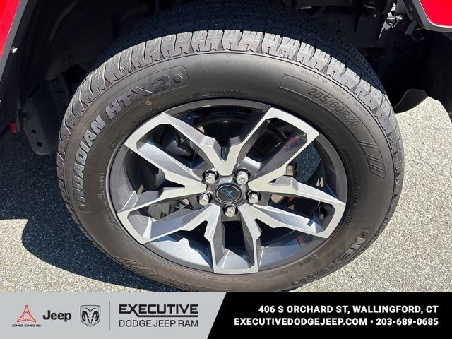 Used 2024 Jeep Wrangler Unlimited w/ Convenience Group AWD/4WD image 7