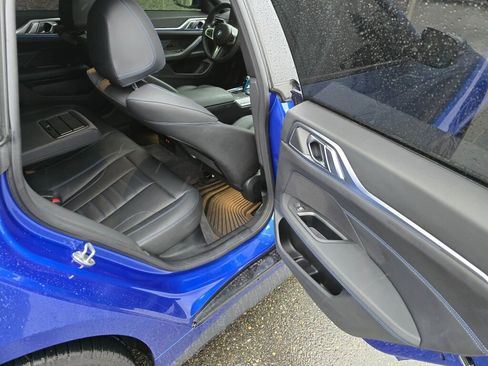 Used 2023 BMW i4 eDrive40 w/ M Sport Package image 20