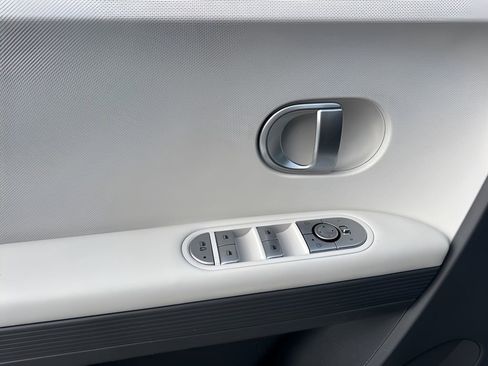 Used 2024 Hyundai Ioniq 5 SEL image 26