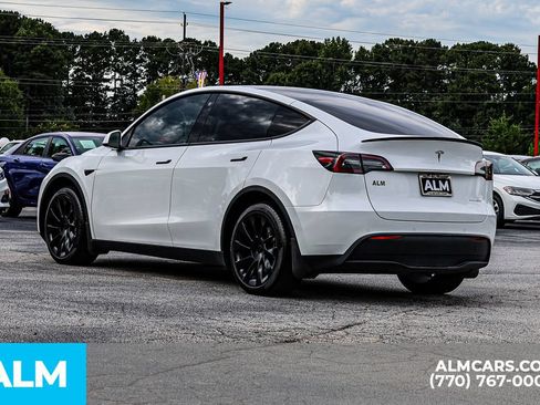 Used 2022 Tesla Model Y Long Range AWD/4WD image 6