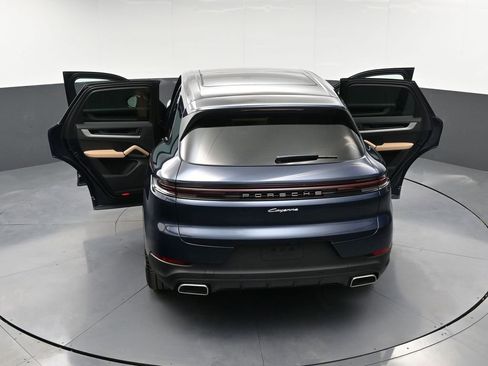 New 2026 Porsche Cayenne AWD/4WD image 34