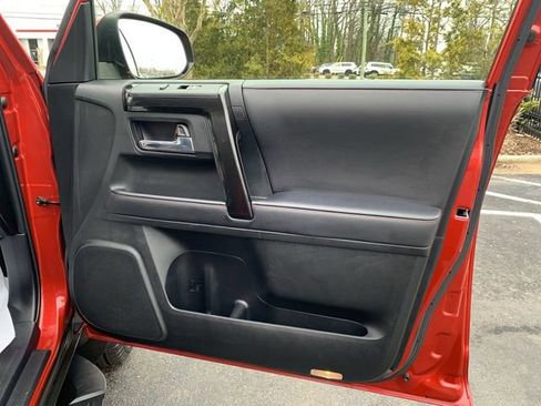 Certified 2022 Toyota 4Runner TRD Off-Road Premium image 13