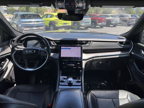 Used 2023 Jeep Grand Cherokee L Overland AWD/4WD image 25