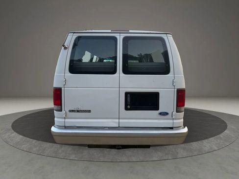 Used 1997 Ford E-350 and Econoline 350 Club Wagon image 4