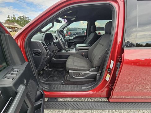 Used 2017 Ford F150 XLT w/ Equipment Group 302A Luxury AWD/4WD image 14