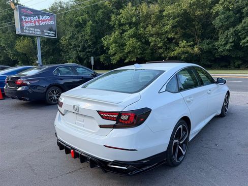 Used 2019 Honda Accord Sport image 4