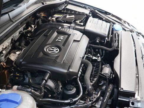 Used 2017 Volkswagen GTI S FWD image 27