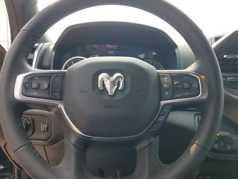 Used 2026 RAM 2500 Big Horn AWD/4WD image 11