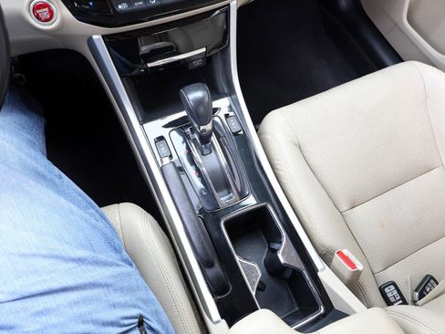 Used 2016 Honda Accord EX-L image 48