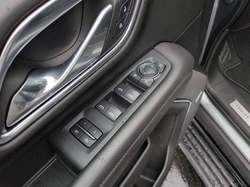 Used 2023 Chevrolet Tahoe High Country w/ Advanced Technology Package image 11