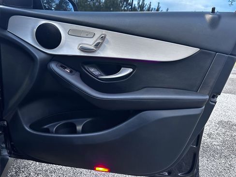 Certified 2022 Mercedes-Benz GLC 300 image 35