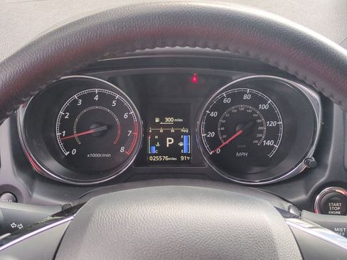 Used 2025 Mitsubishi Outlander Sport SE AWD/4WD image 14