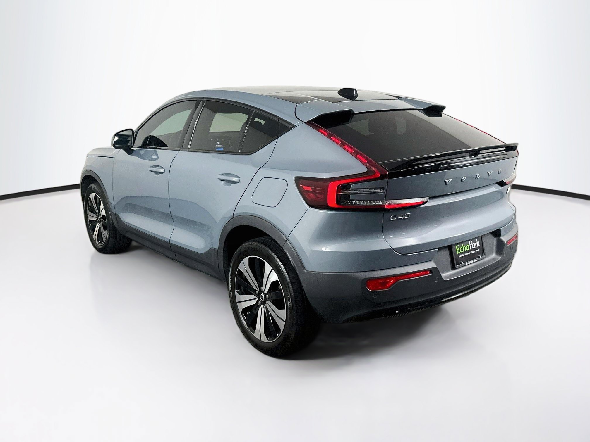 Used 2023 Volvo C40 Recharge Core w/ Protection Package Premier AWD/4WD image 5
