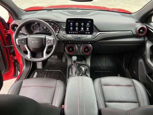 Used 2023 Chevrolet Blazer RS w/ Enhanced Convenience Package image 21