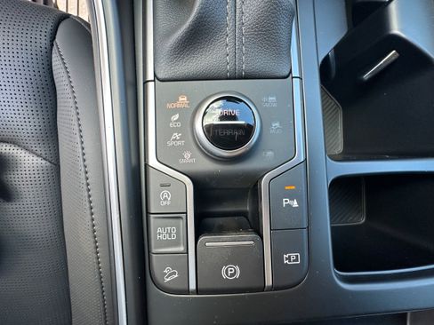 New 2026 Kia Sorento S AWD/4WD image 31