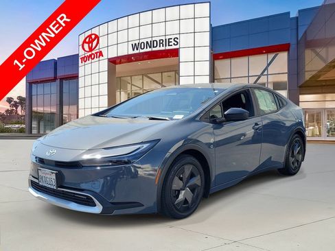 Used 2024 Toyota Prius Prime FWD image 2