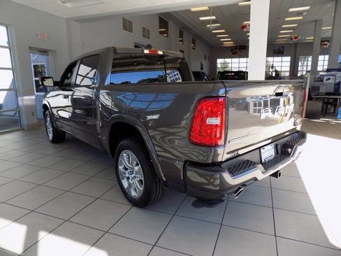 New 2026 RAM 1500 Big Horn AWD/4WD image 8