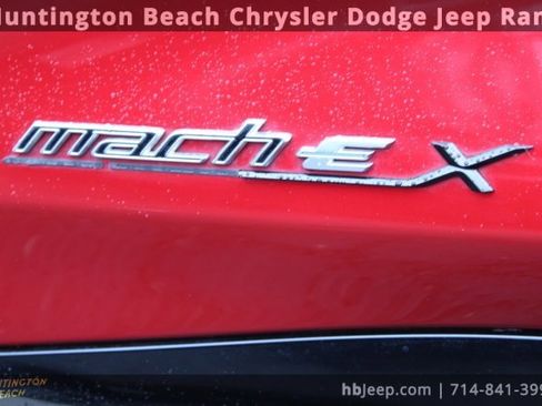 Used 2021 Ford Mustang Mach-E Premium image 6