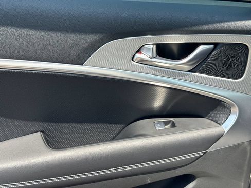 Used 2026 Genesis G70 2.5T Prestige RWD image 24