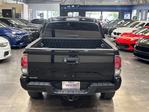 Used 2020 Toyota Tacoma TRD Pro AWD/4WD image 17