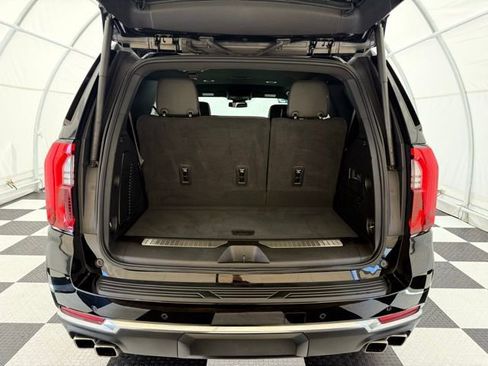 Used 2025 GMC Yukon Denali image 5