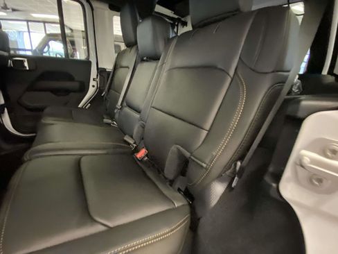 New 2025 Jeep Wrangler Unlimited Rubicon 392 image 11