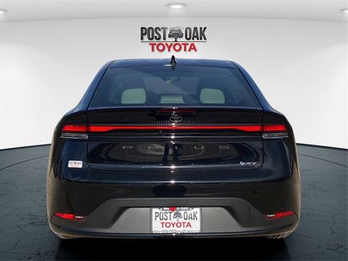 New 2026 Toyota Prius LE image 6