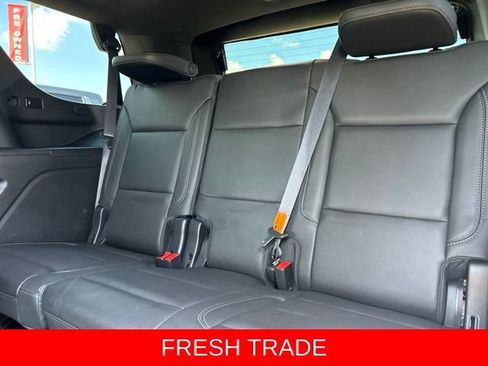 Used 2022 Chevrolet Tahoe Z71 w/ Z71 Off-Road Package AWD/4WD image 43