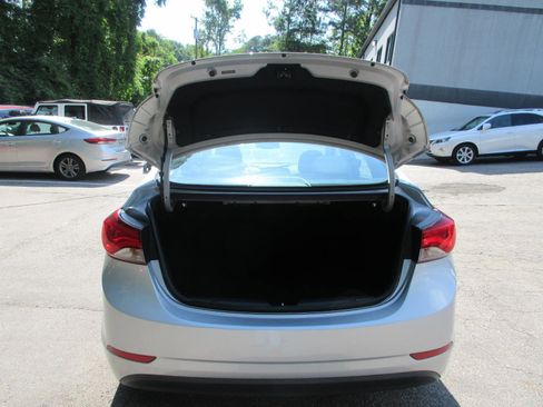 Used 2014 Hyundai Elantra Limited FWD image 17