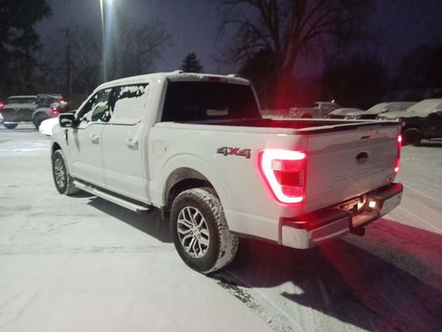 Certified 2022 Ford F150 Lariat w/ Equipment Group 501A Mid image 5