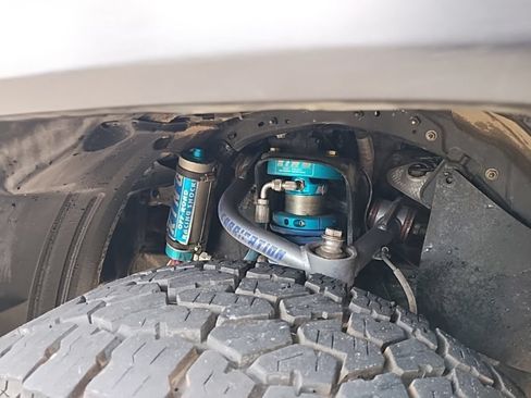 Used 2019 Toyota Tacoma TRD Pro AWD/4WD image 12