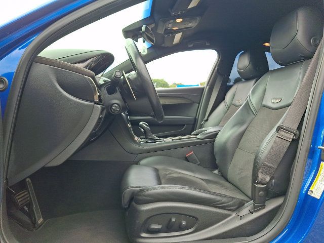 Used 2017 Cadillac ATS V w/ Luxury Package RWD image 12