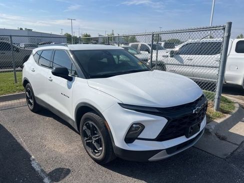 Used 2023 Chevrolet Blazer LT w/ Convenience Package AWD/4WD image 1