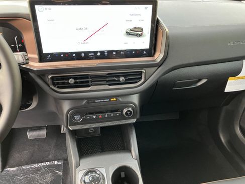 New 2026 Ford Bronco Sport Outer Banks AWD/4WD image 12