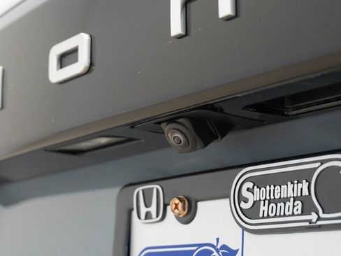 Used 2024 Honda Prologue Touring image 12